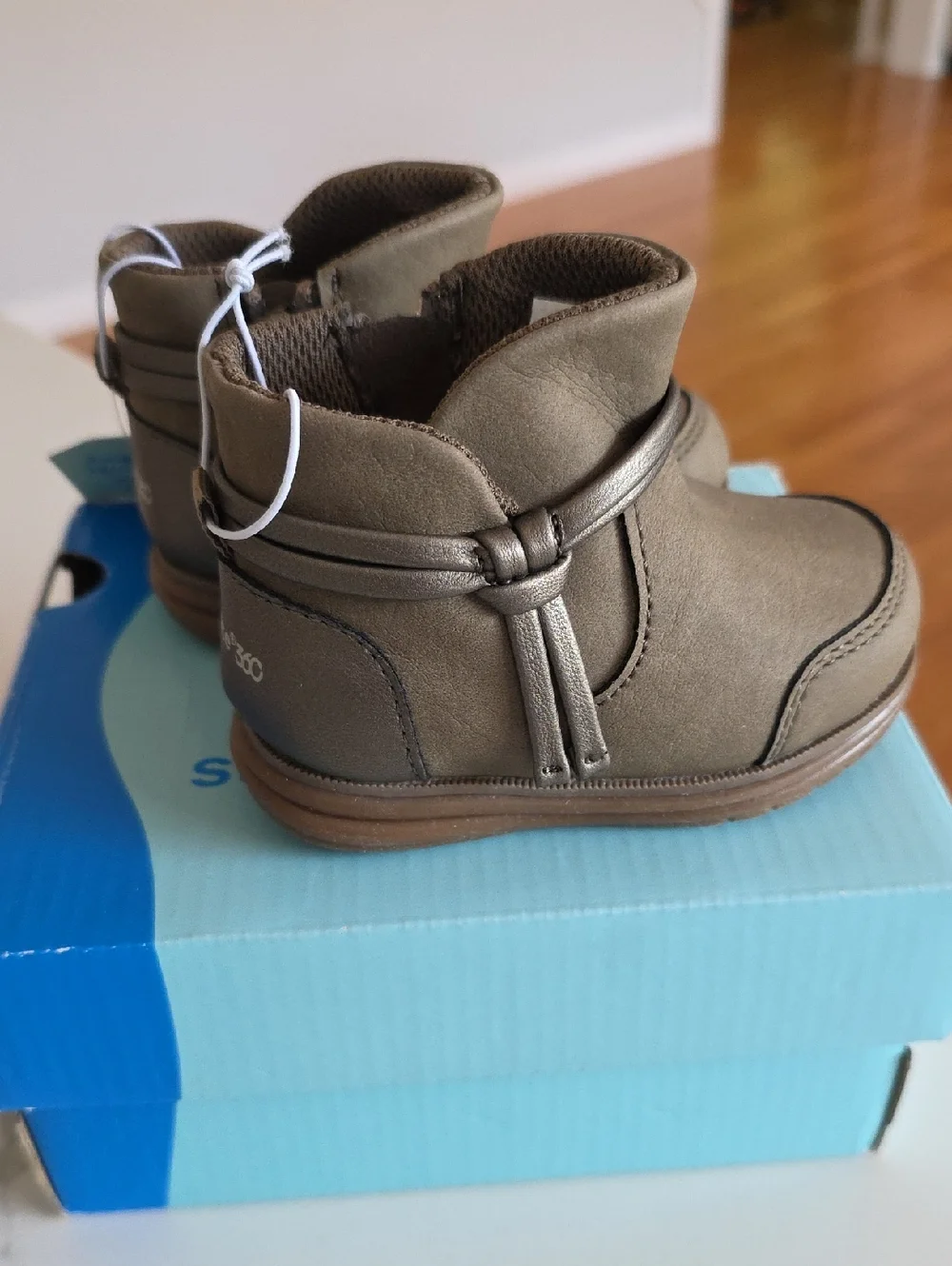 NWT Stride Rite 360 Shania Boot- 3 M